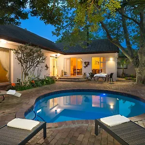 Just Unwind Apartment Somerset West